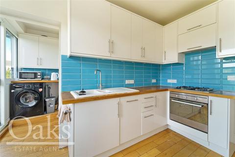 3 bedroom apartment for sale - Rowan Crescent, Streatham Vale