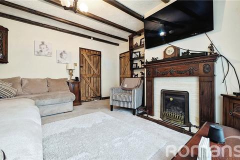 4 bedroom semi-detached house for sale, Boundstone Close, Wrecclesham, Farnham