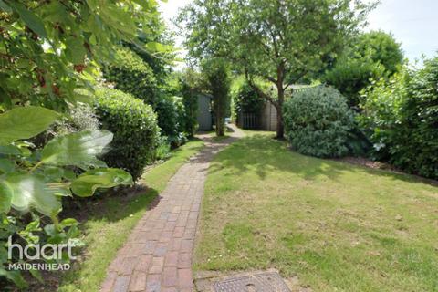 The Cottage 1, Holloway Cottage Bath Road, Littlewick Green, Maidenhead, SL6 3QT