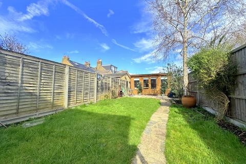 24 Alma Road, Eton Wick, Windsor, SL4 6LA
