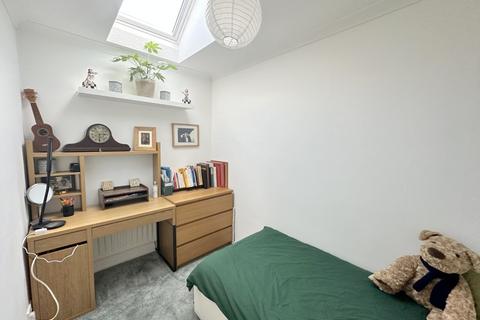 24 Alma Road, Eton Wick, Windsor, SL4 6LA