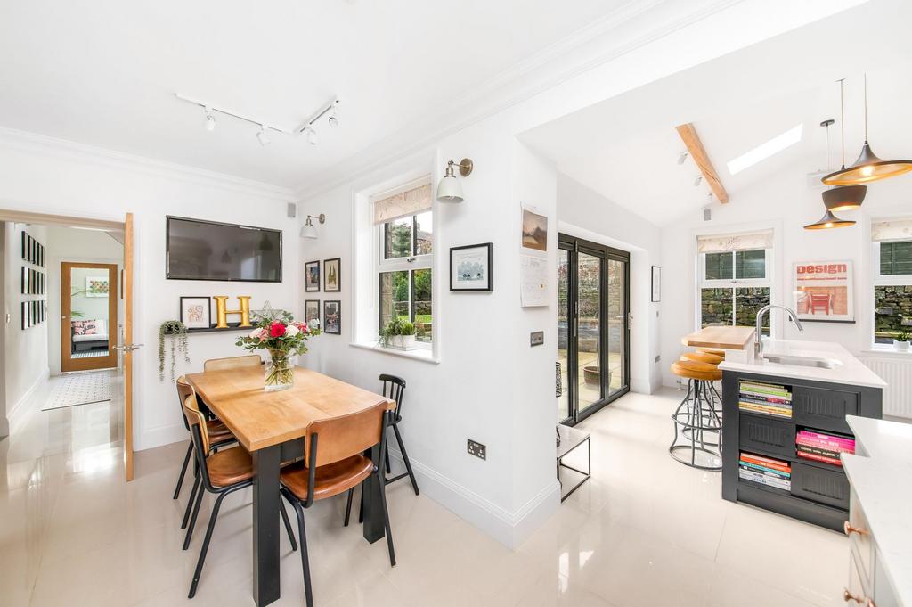 Open plan dining kitchen