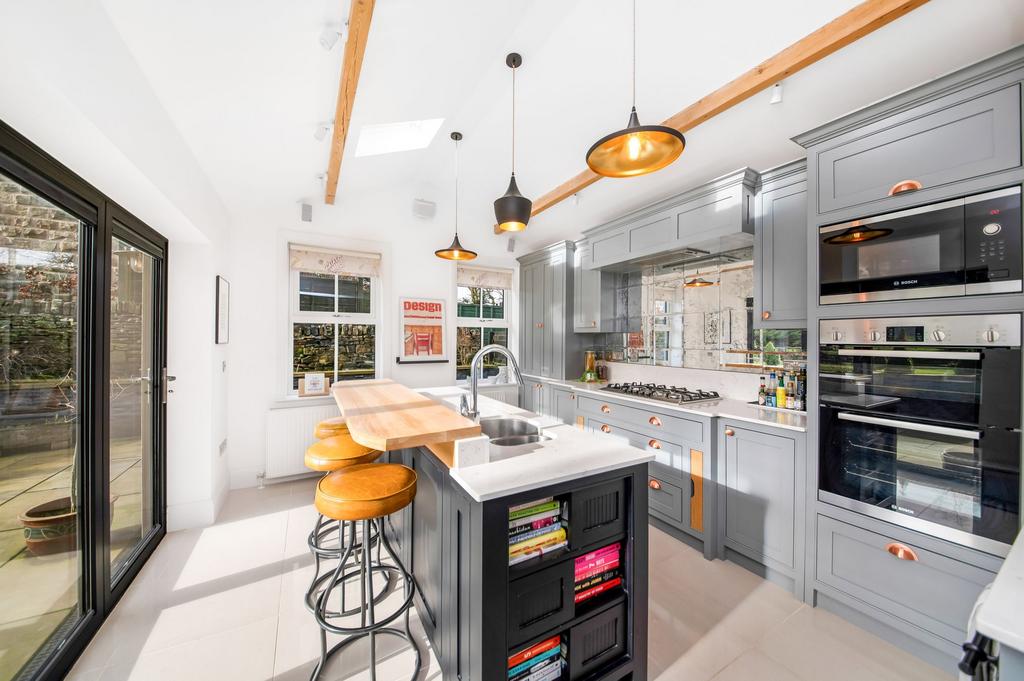 Open plan dining kitchen