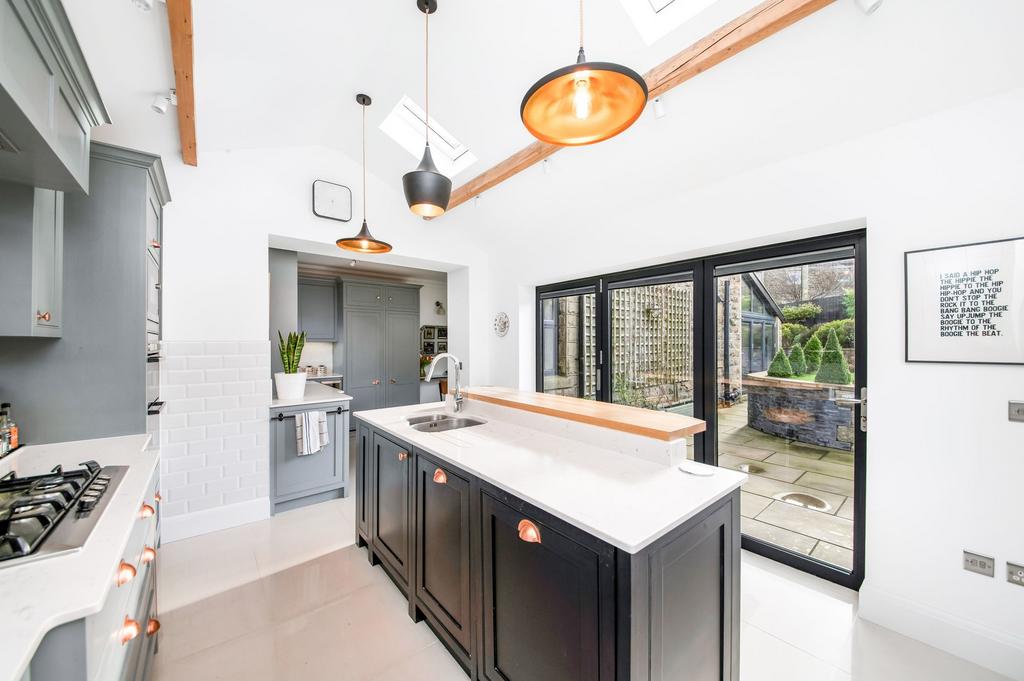Open plan dining kitchen