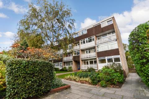 2 bedroom apartment to rent, Hill View Road, Woking, Surrey, GU22