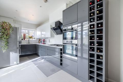 11 Mead Place, Croydon, CR0 3SQ