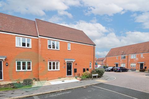 undefined, Aylesbury HP18