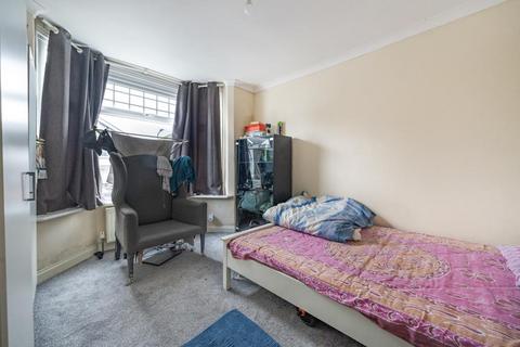 4 bedroom terraced house for sale, High Wycombe,  Buckinghamshire,  HP12