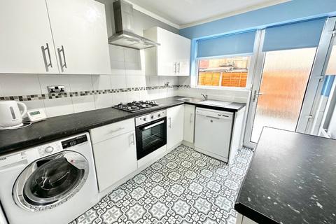 3 Avon Place, Blackpool, FY1 2QX