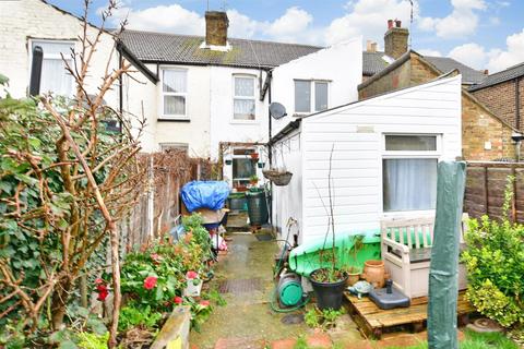 29 James Street, Sheerness, ME12 2QE