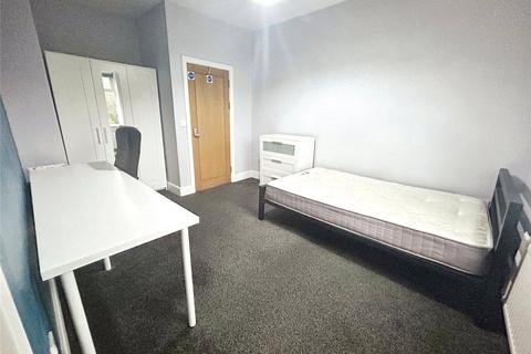 1 bedroom in a house share to rent, Tunnacliffe Road, Newsome, Huddersfield, HD4