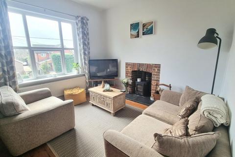 2 bedroom flat for sale, Lewes Road, Scaynes Hill, RH17