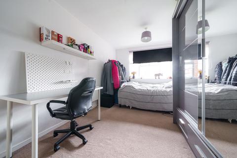 2 bedroom maisonette for sale - Buckden Close, Woodley, Reading