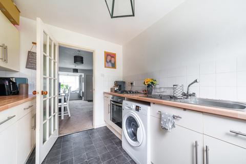 27 Buckden Close, Woodley, Reading, RG5 4HB