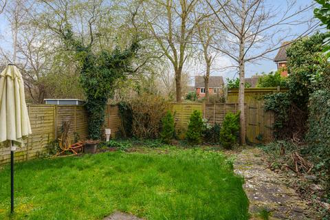 27 Buckden Close, Woodley, Reading, RG5 4HB