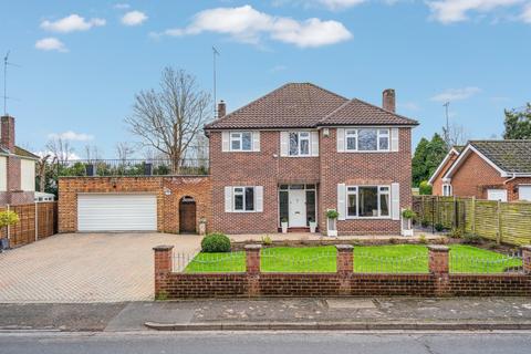 4 bedroom detached house for sale, Sheephouse Road, Maidenhead