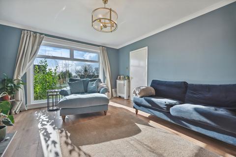 15 Butt Avenue, Helensburgh, G84 9DA