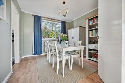 15 Butt Avenue, Helensburgh, G84 9DA