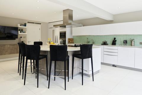 57 Park View Road, London, W5 2JF