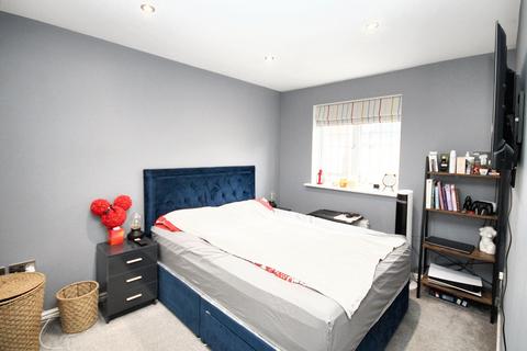 18 Berkeley Close, Warrington, WA5 0EP