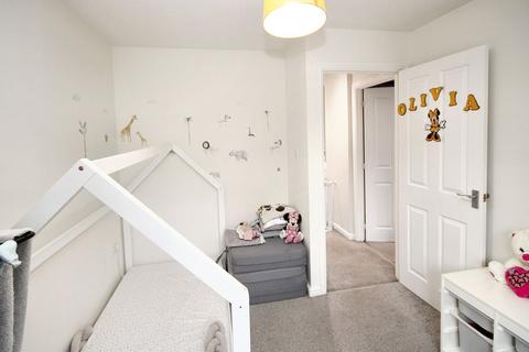 18 Berkeley Close, Warrington, WA5 0EP