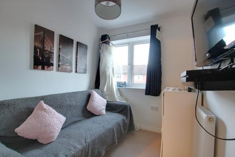 165 Cutforth Way, Romsey, SO51 0BG