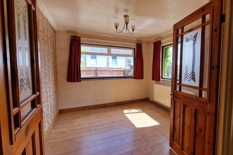 3 bedroom semi-detached house for sale, Severn Close, Oakham