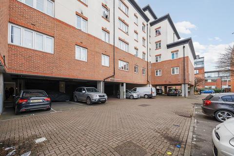 2 bedroom flat for sale, Bath Road,  Slough,  SL1