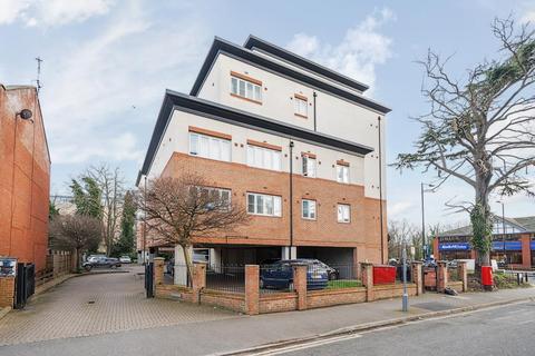 2 bedroom flat for sale, Bath Road, Slough, SL1
