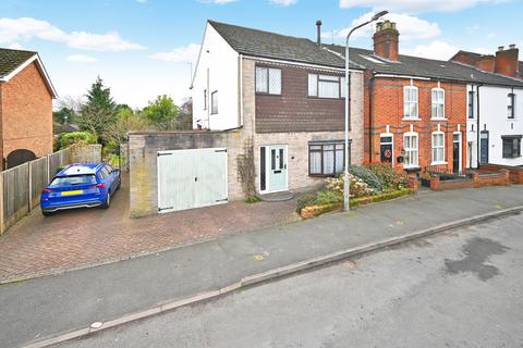 3 bedroom end of terrace house for sale, Redhouse Road, Wolverhampton WV6