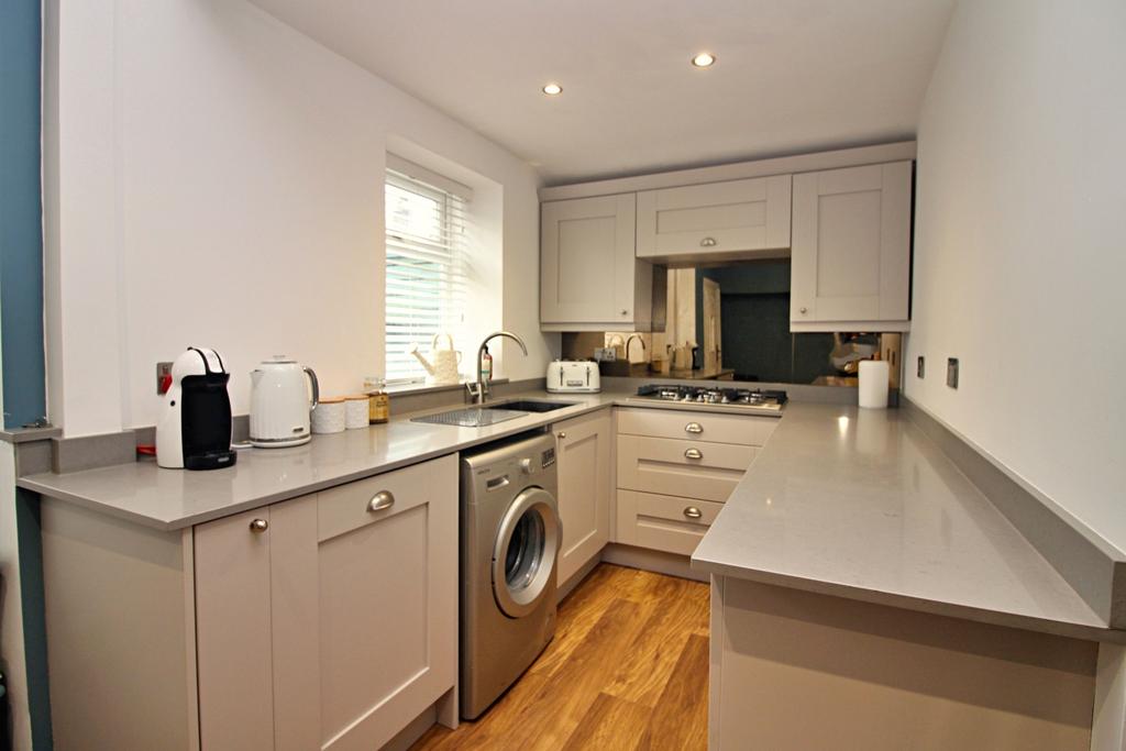 Fitted Kitchen