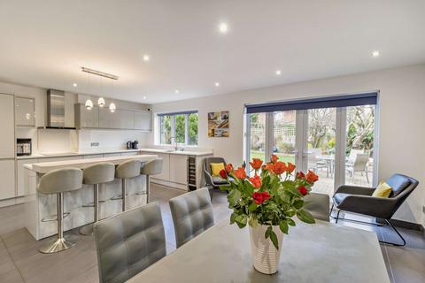 55 Cedar Drive, Pinner, HA5 4BY