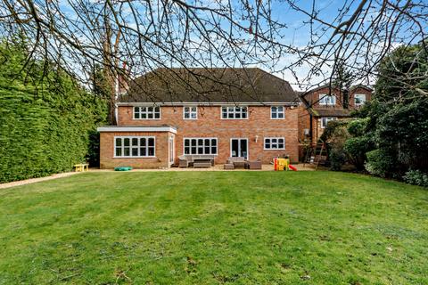 26 Lime Tree Walk, Rickmansworth, WD3 4BX
