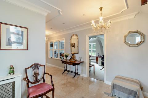 26 Lime Tree Walk, Rickmansworth, WD3 4BX