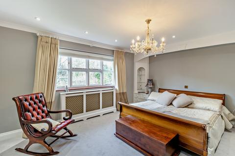 26 Lime Tree Walk, Rickmansworth, WD3 4BX