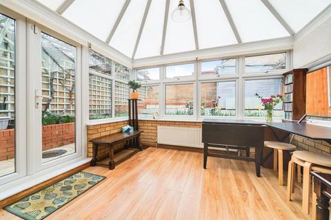 3 bedroom semi-detached house for sale, New Southgate,  London,  N11