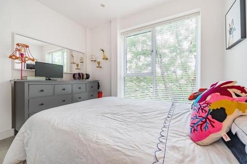 1 bedroom flat for sale, Wokingham,  Berkshire,  RG40