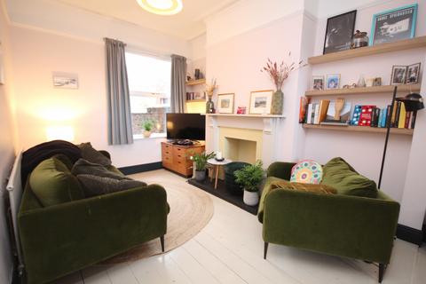 10 Alphonsus Street, Manchester, M16 7QS