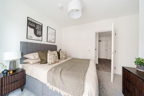 2 bedroom apartment to rent - Atlantis Avenue, Beckton E16