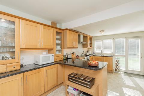 26 Walker Road, Oakenshaw, Bradford, BD12 7AL