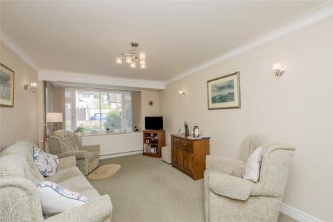 26 Walker Road, Oakenshaw, Bradford, BD12 7AL