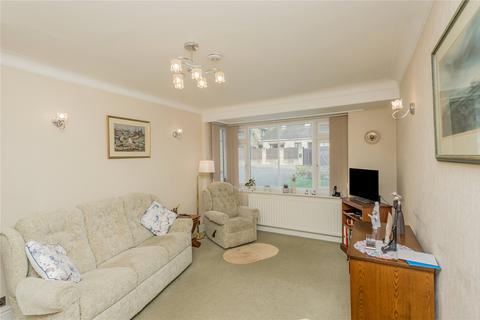 26 Walker Road, Oakenshaw, Bradford, BD12 7AL
