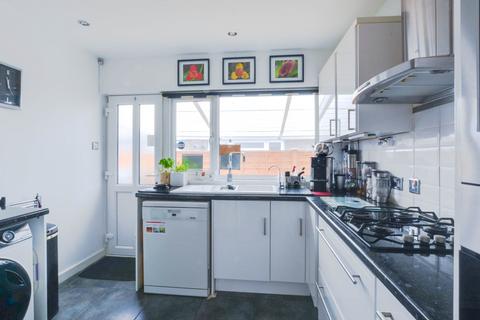 12 Windermere Road, Trowbridge, BA14 8TE