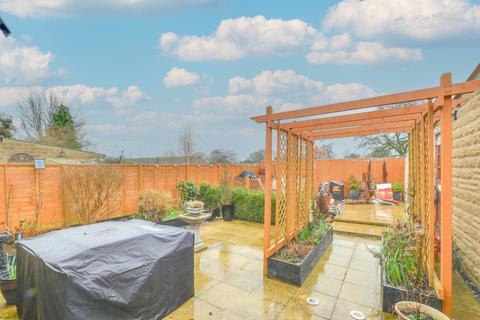 12 Windermere Road, Trowbridge, BA14 8TE