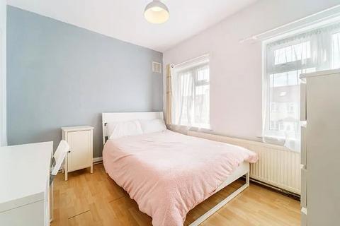 2 bedroom maisonette for sale, Greenway Gardens, Greenford, ., UB6 9TU