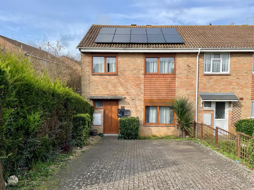 Canberra Road, Weymouth 3 bed end of terrace house for sale £280,000