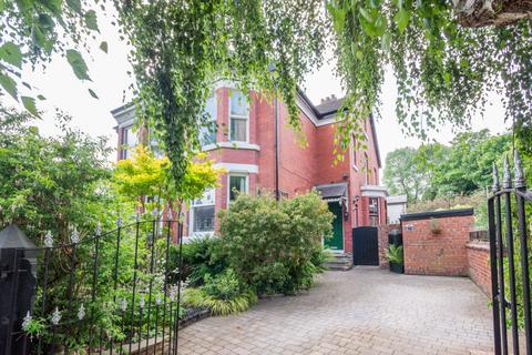 4 bedroom semi-detached house for sale, Lime Road, Stretford, M32 8HT