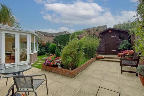 15 Cavalier Close, Midhurst, GU29 9QW