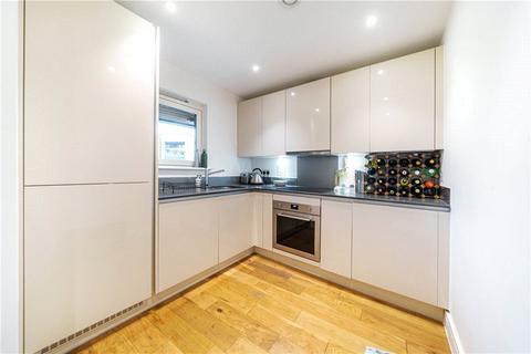 1 bedroom apartment for sale, Fairbourne Road, London