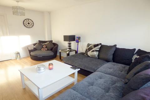 60 Agincourt, Hebburn, NE31 1AN